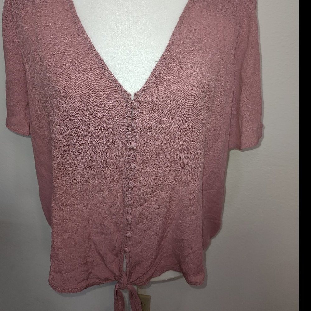 Women's Ultra Flirt NWT Crop Top
